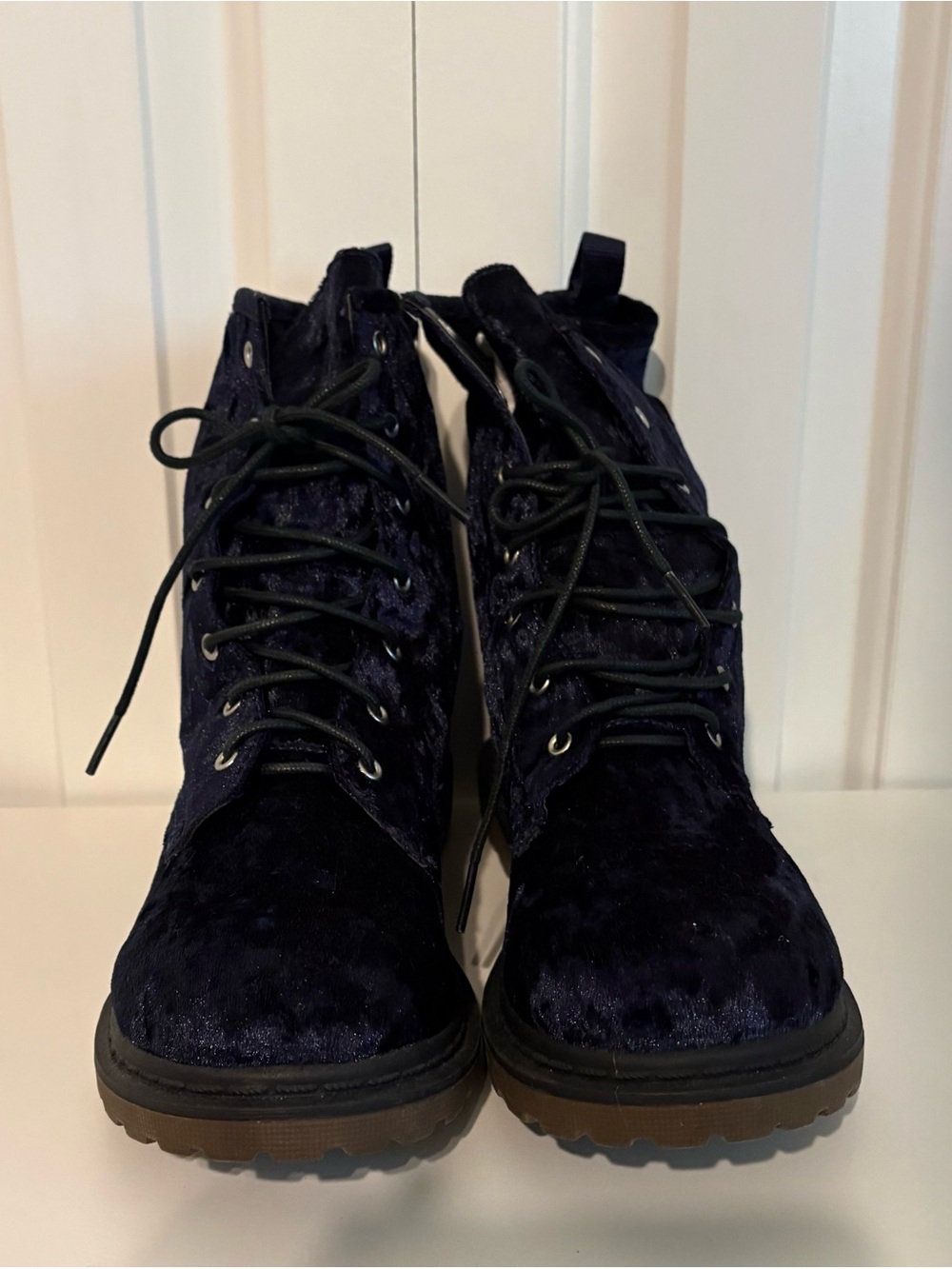 ARIZONA, Crushed Velvet Lace-Up Combat Boots in Deep Navy - Picture 4 of 8
